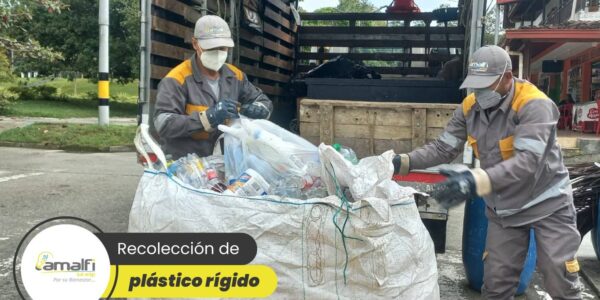 Proyecto plástico rígido---